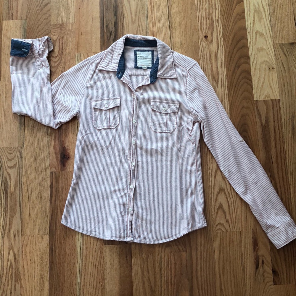 2/$10 🧡  I Love H81 Red Stripe Button Up Shirt